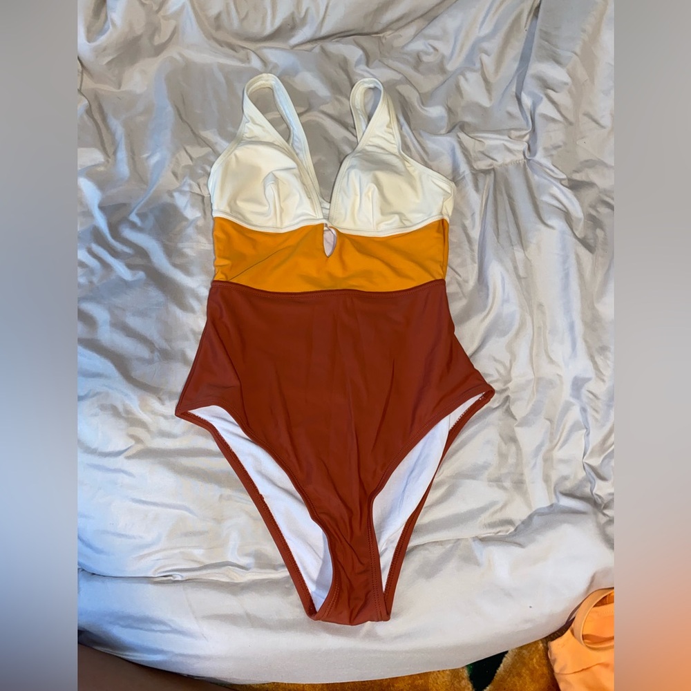 One piece bikini Tri color!!!